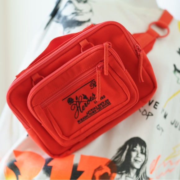 EASTPAK x Raf Simons Waistband Loop Hip Bag in orange - Picture 6 of 13